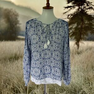 Gypsies and Moondust Tie Tassel Blue White Floral Lace Blouse Top Shirt Rayon M
